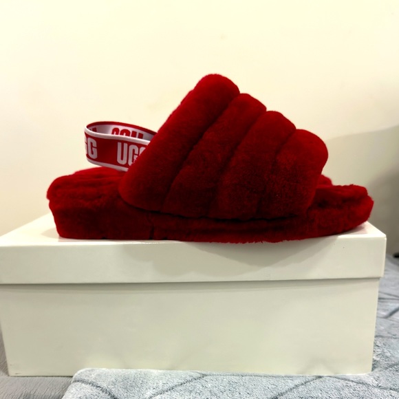 UGG Shoes - UGG SLIPPERS - WOMENS